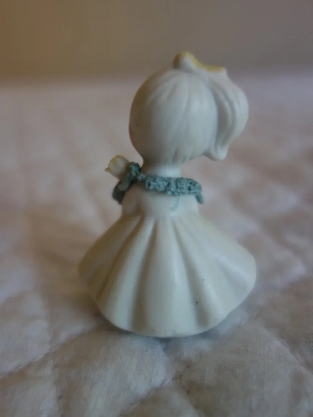 Lot of four Vntg NAPCOWARE Miniature Girls w/ flowers figurines - READ